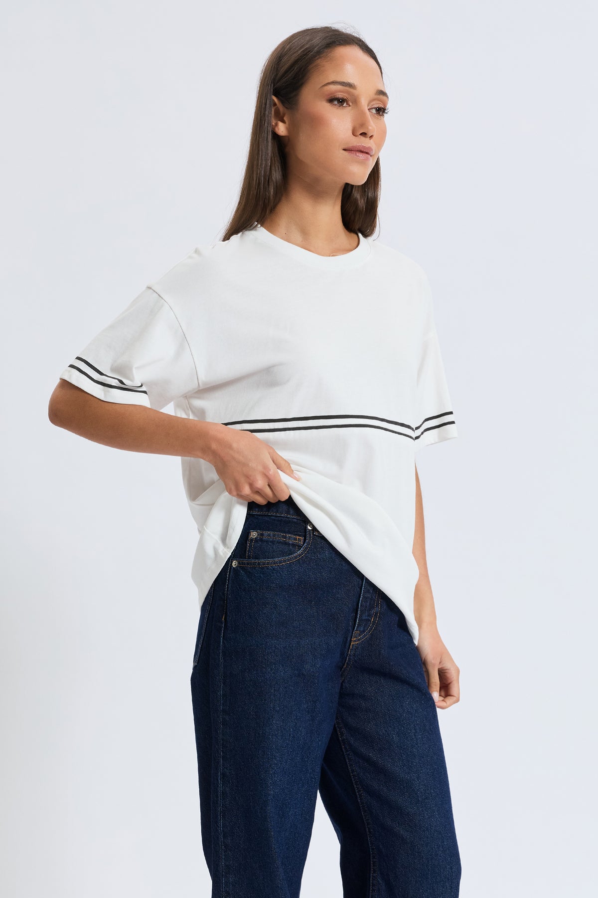 Saxon Stripe Detail Panel Tee - White / Black