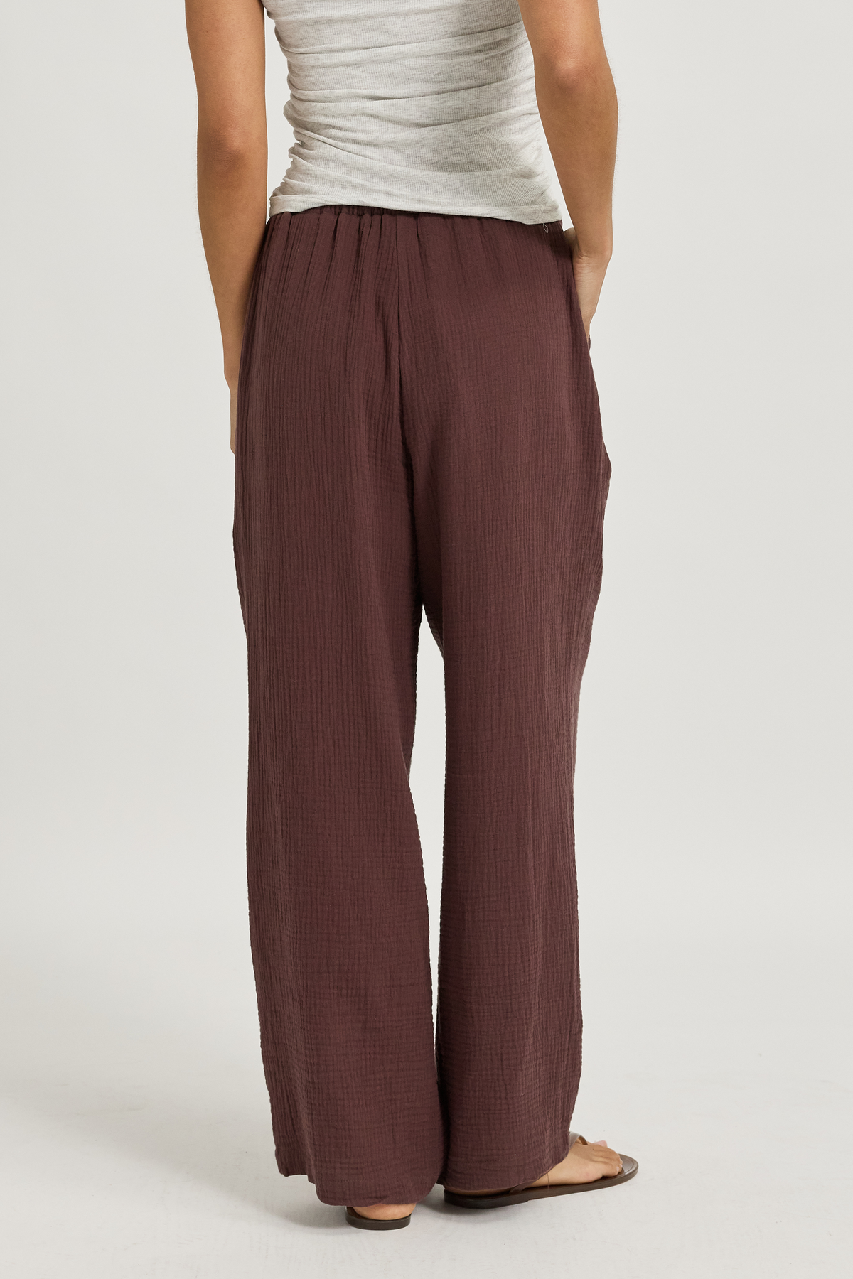 Reese Barrel Leg Drawstring Pant - Chocolate