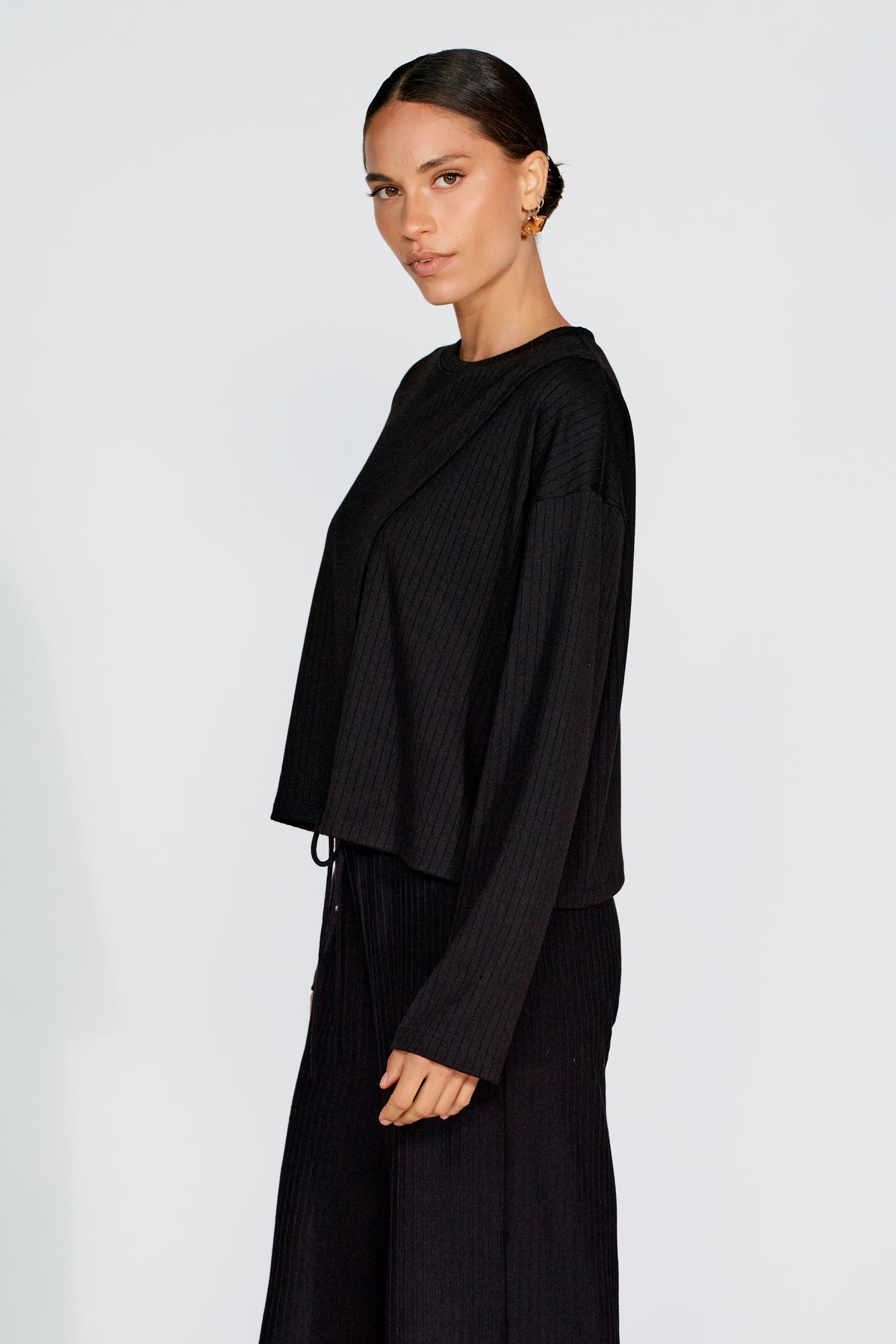 Ivy Ribbed Long Sleeve Top - Black