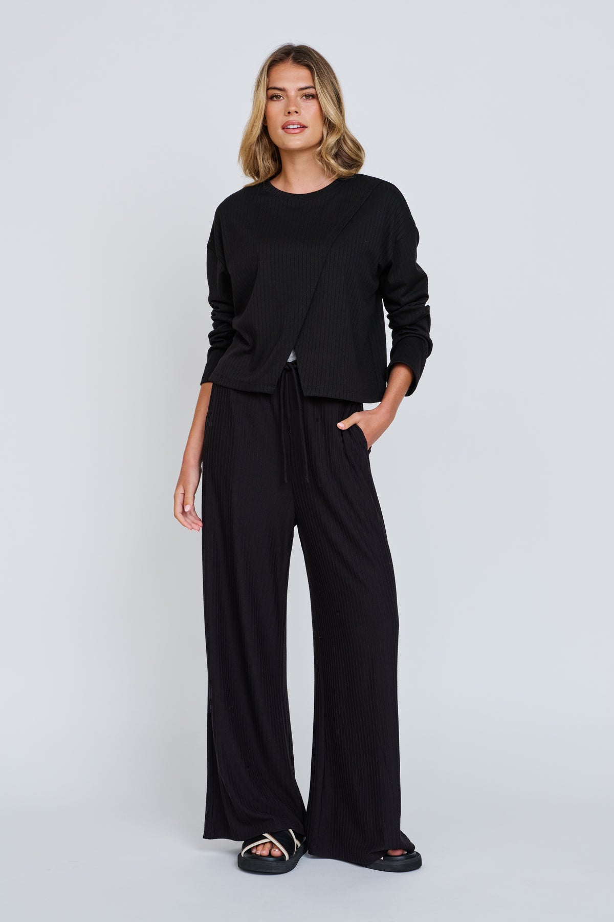 Ivy Ribbed Wide Leg Pant - Black