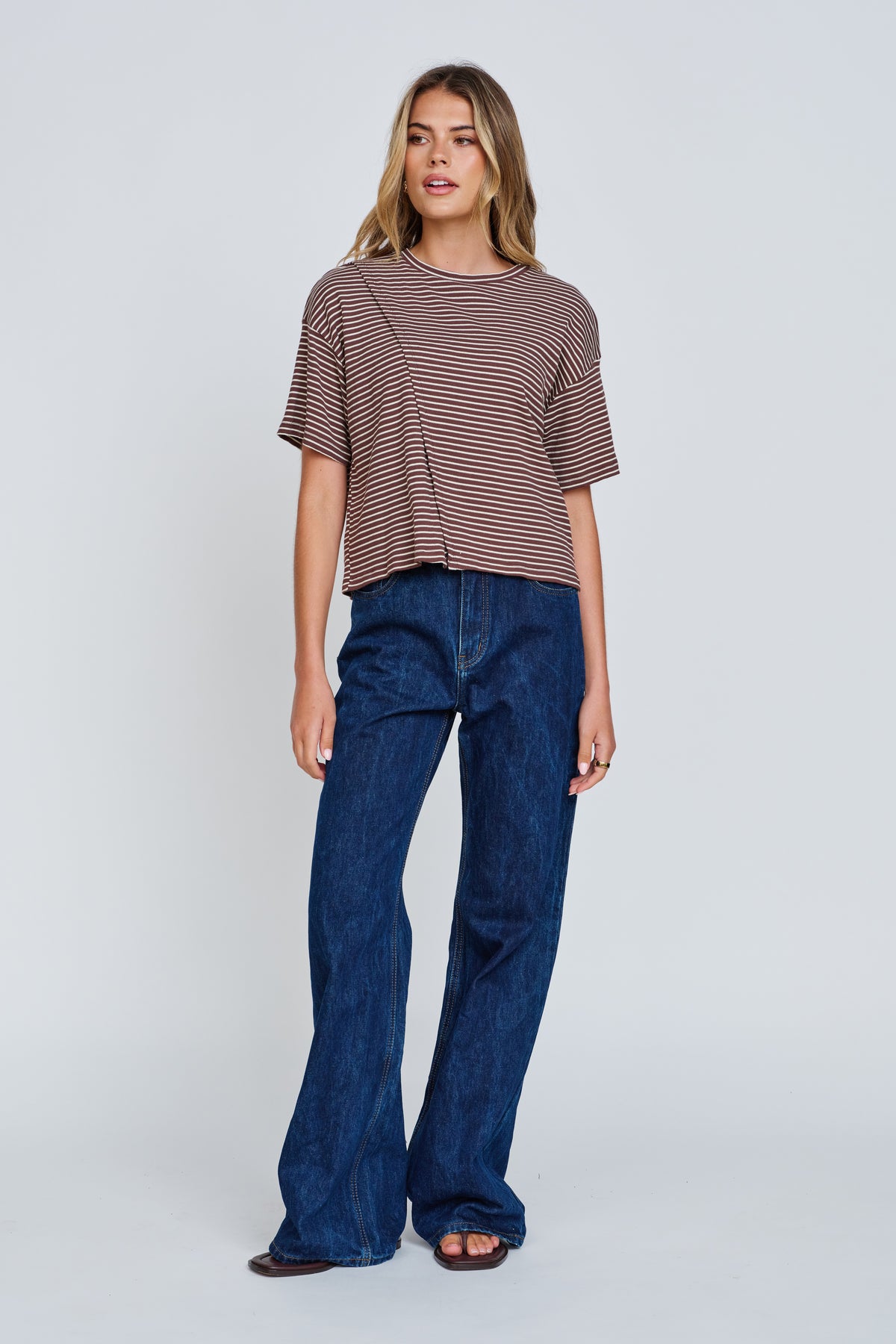 Ivy Stripe Wrap Tee - Chocolate / White