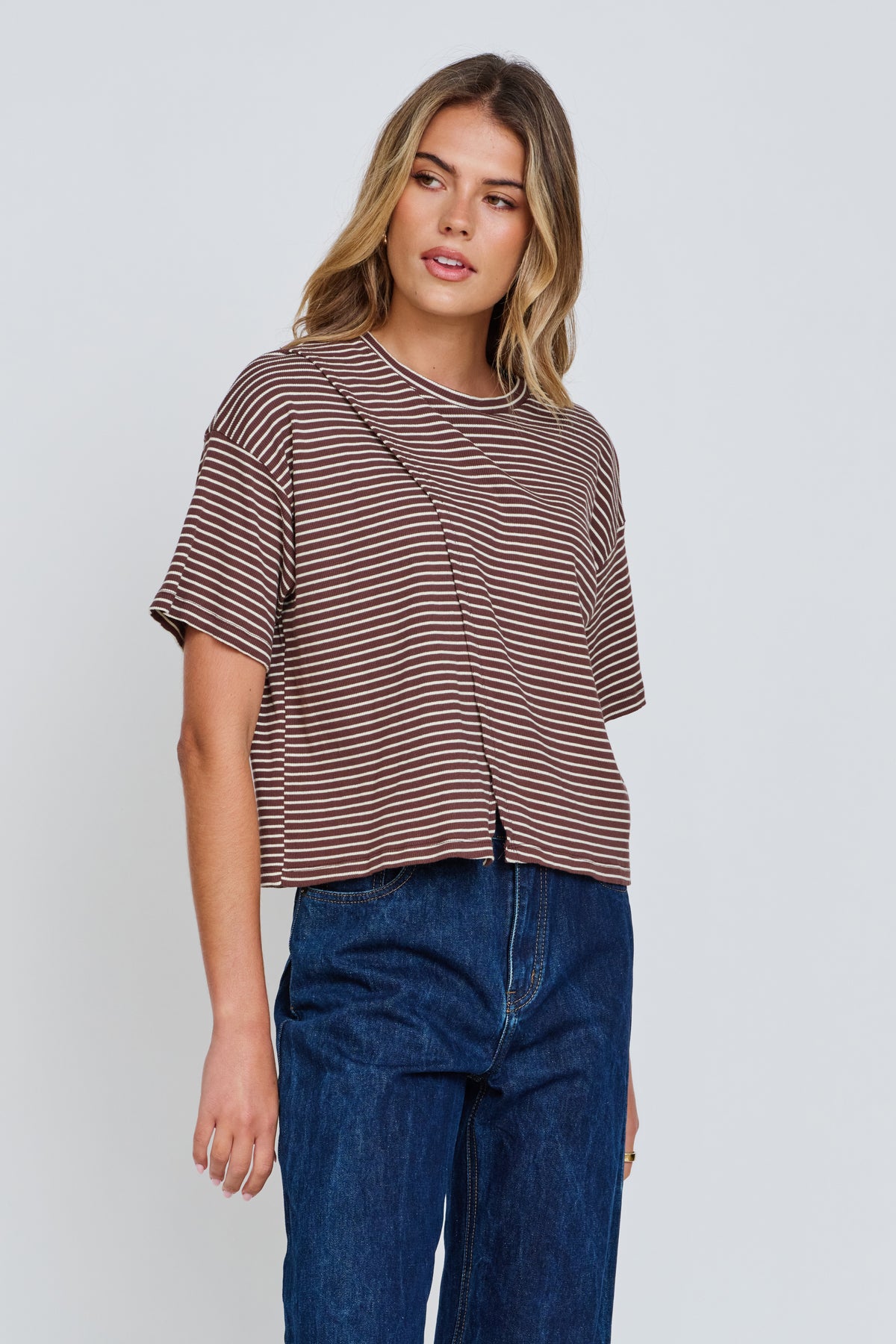 Ivy Stripe Wrap Tee - Chocolate / White