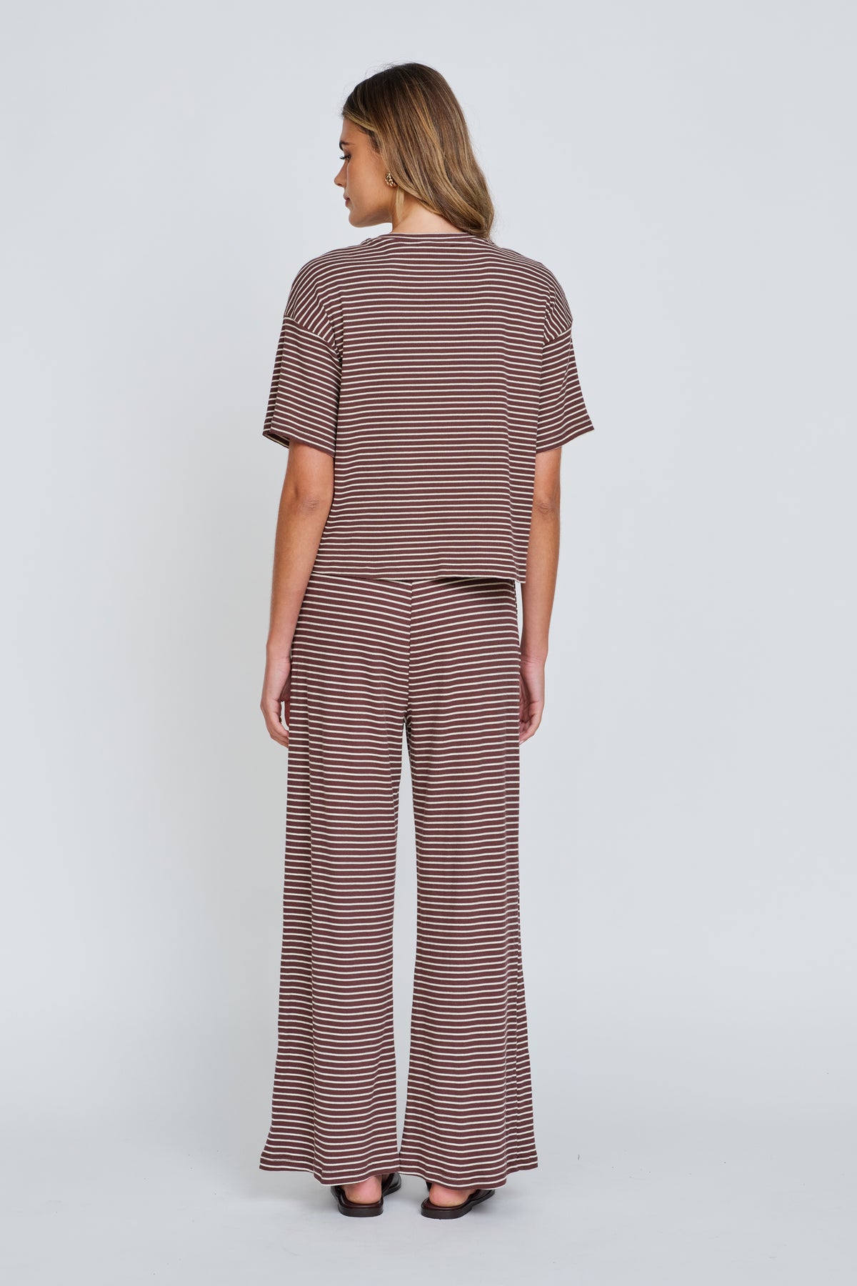 Ivy Stripe Wrap Tee - Chocolate / White