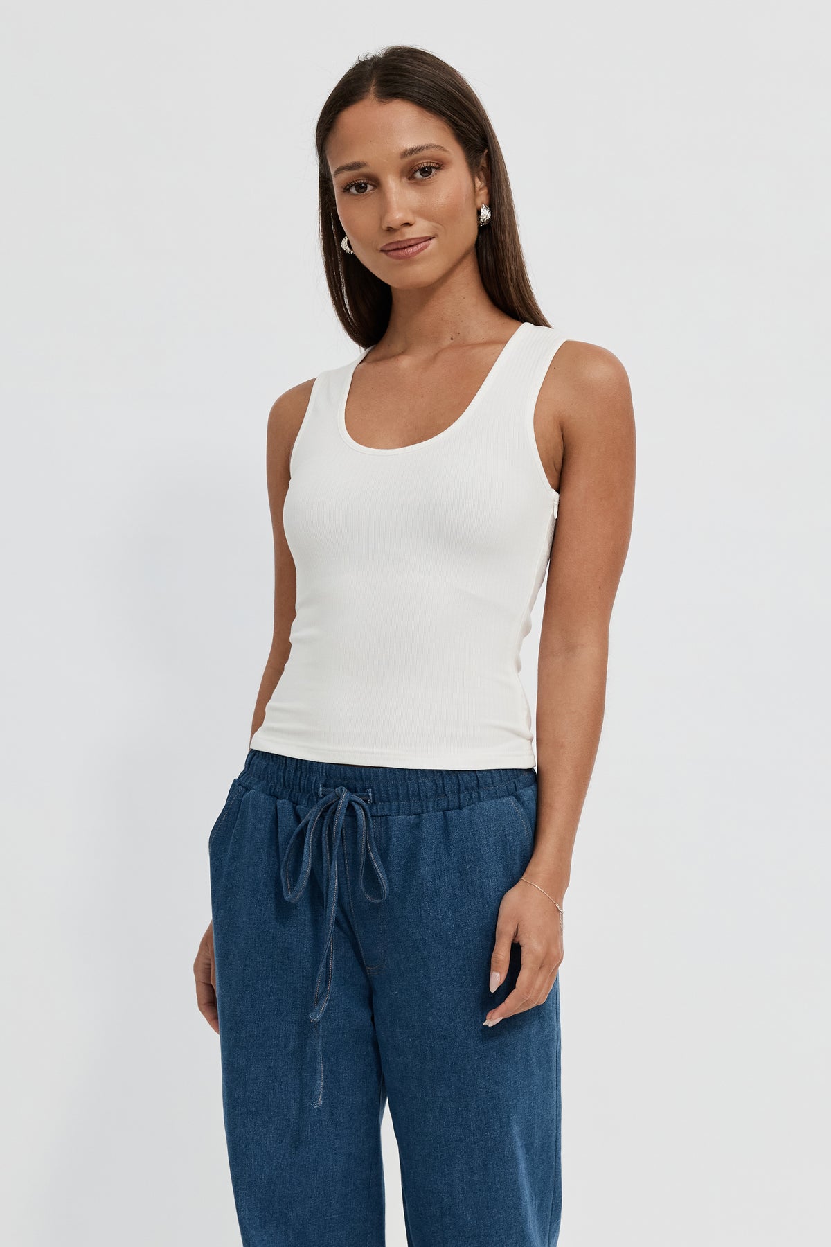 Esta Reversible Ribbed Scoop Neck Tank - White