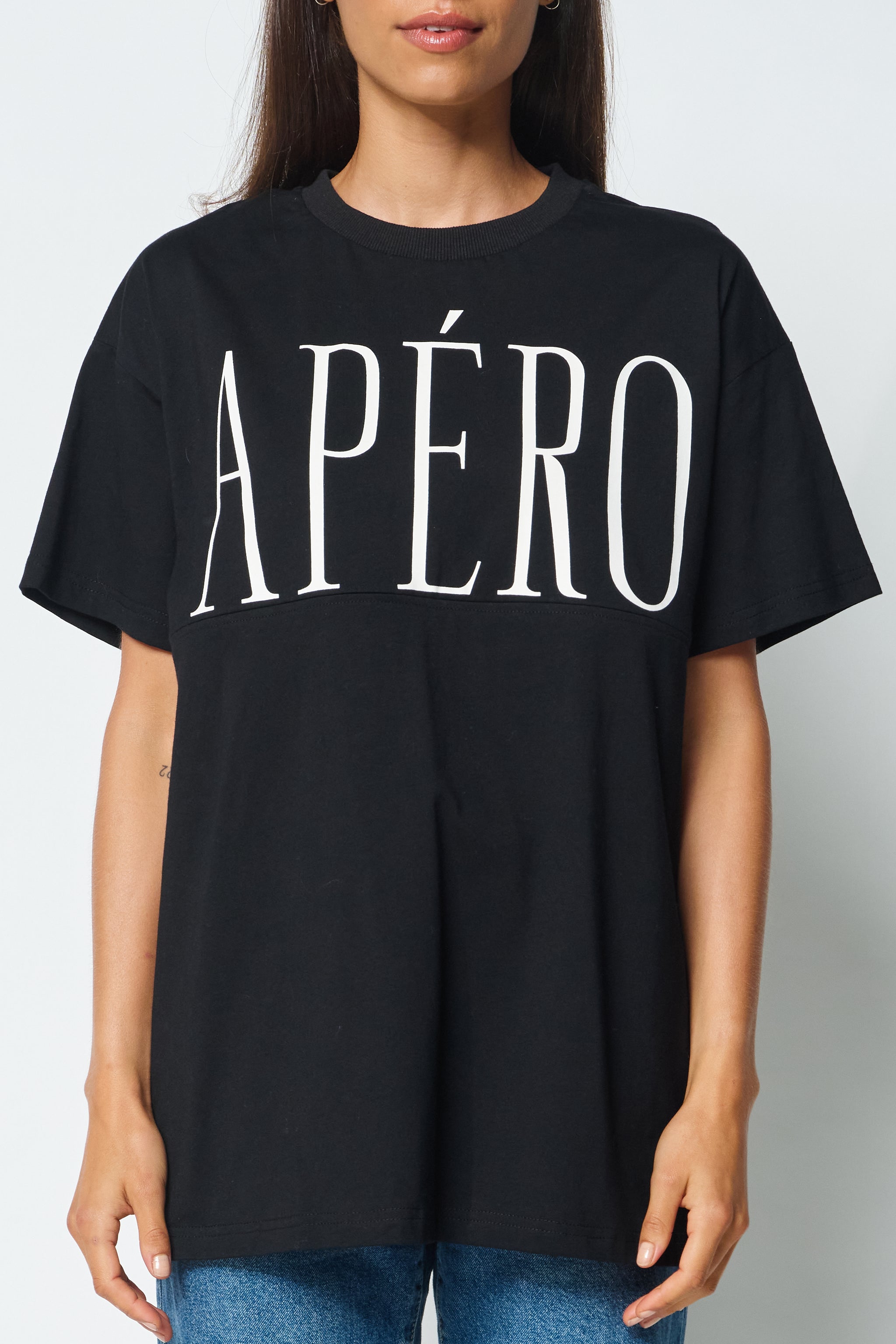 【AWW MAGAGINE】L'APÉRO TEE AWW MAGAGINE】L'APÉRO TEE