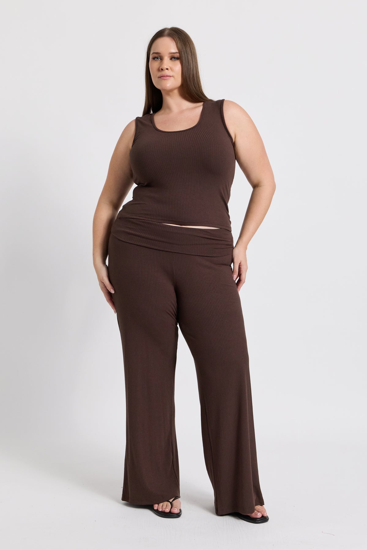 Esta Ribbed Scoop Neck Tank - Chocolate