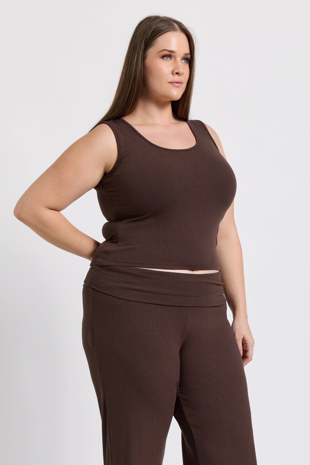 Esta Ribbed Scoop Neck Tank - Chocolate