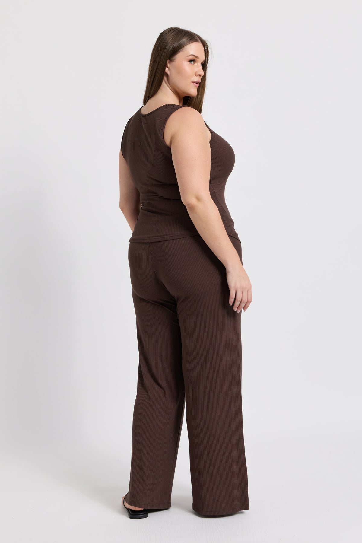 Esta Ribbed Scoop Neck Tank - Chocolate