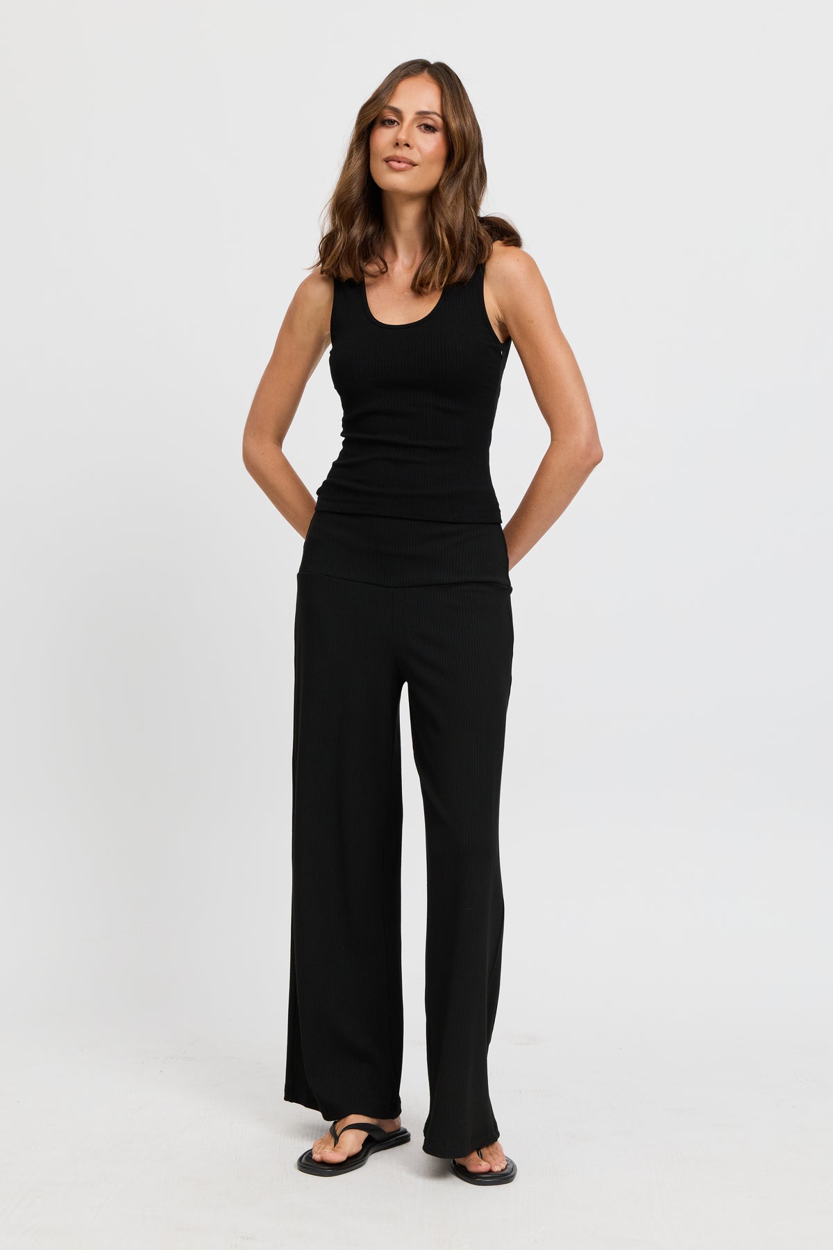 Esta Ribbed Scoop Neck Tank - Black