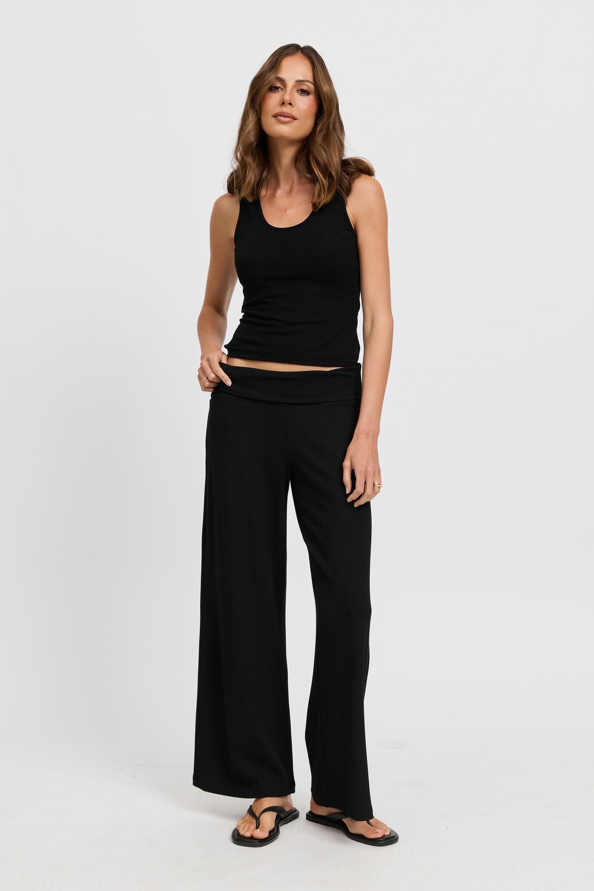 Esta Ribbed Scoop Neck Tank - Black