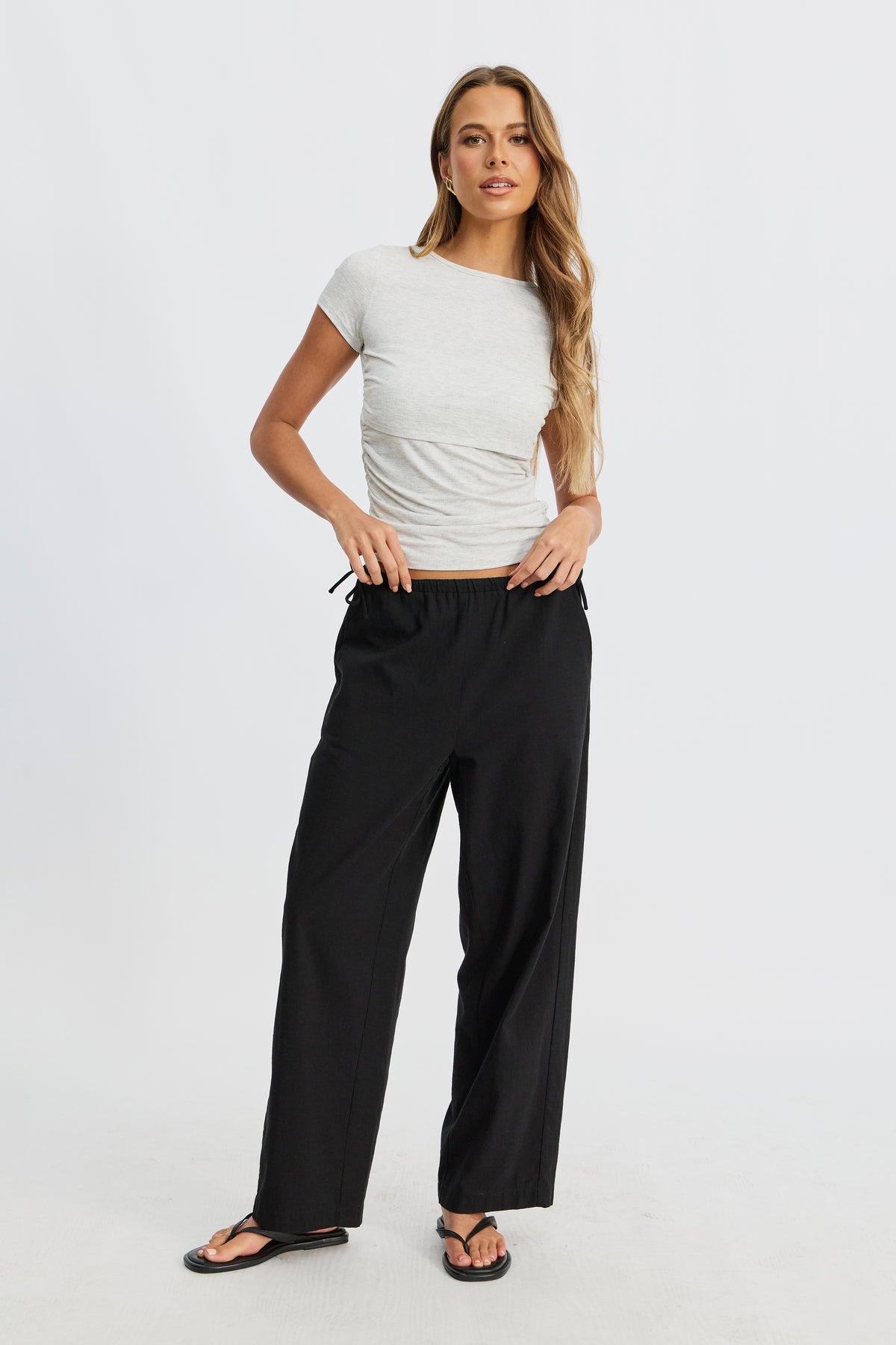 Ari Ribbed Ruched Tee - Grey Marle
