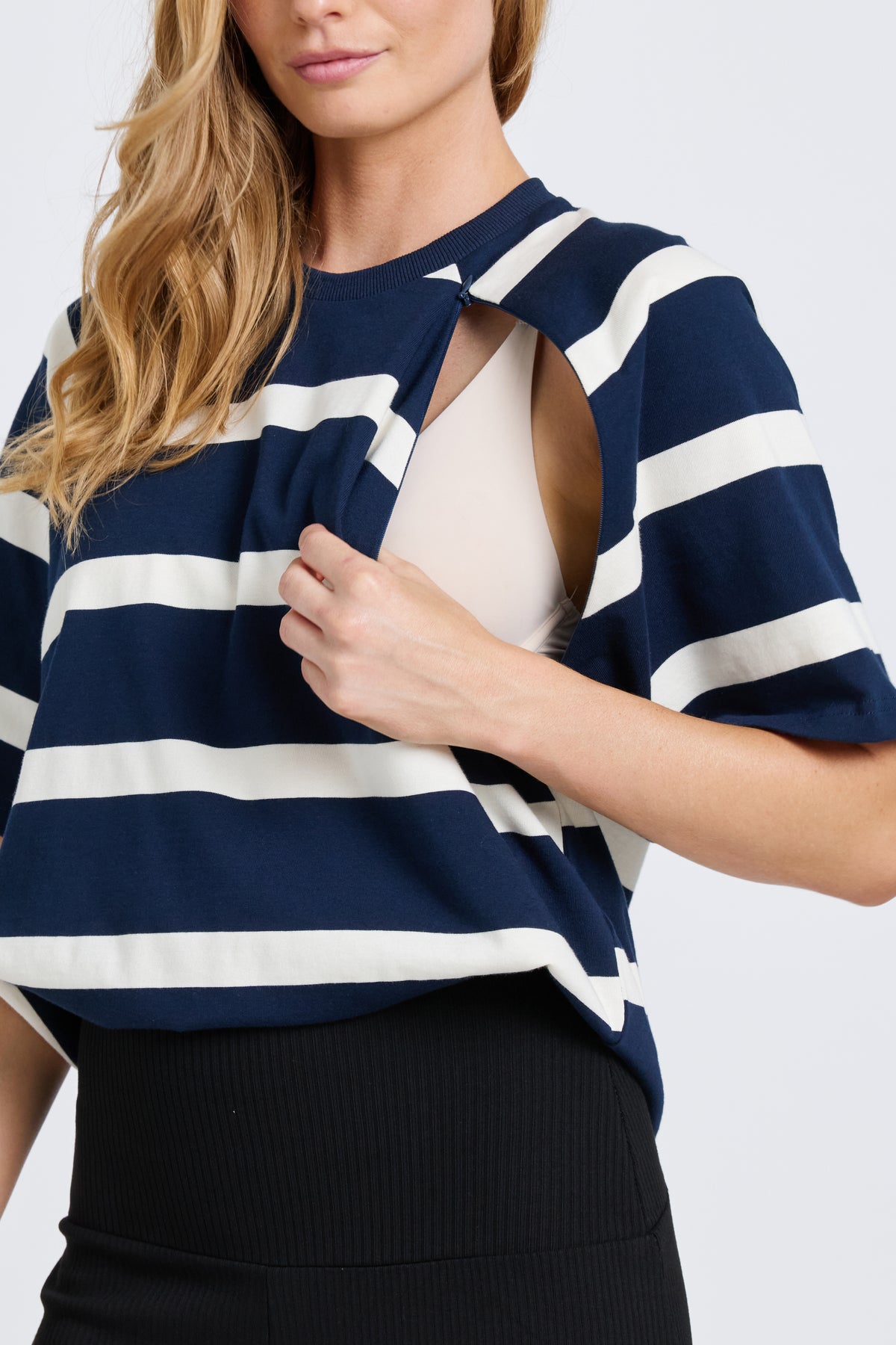 Classique Adjustable-Hem Box-Cut Tee - Navy / White